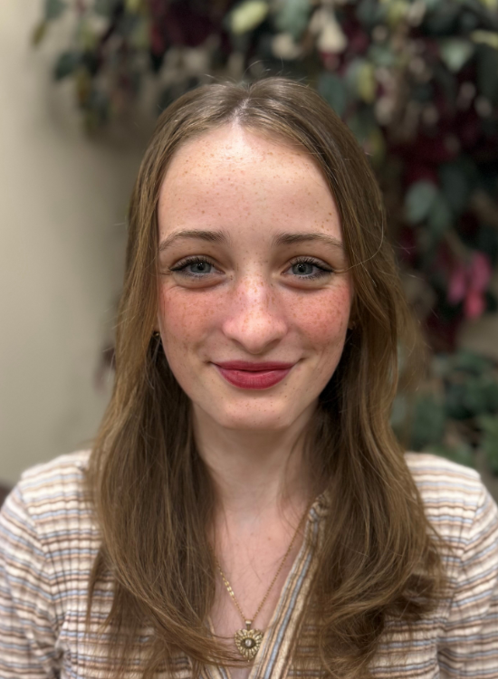 Sydney Headshot
